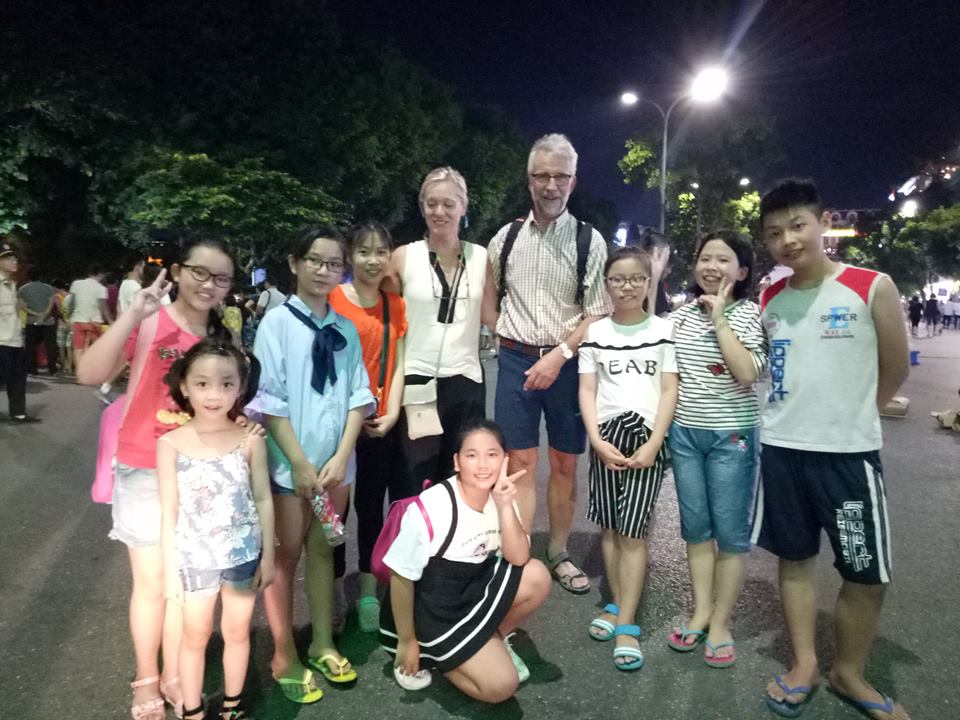 Tiếng Anh quanh Bờ Hồ thứ 6 ngày 22/06/2018 7