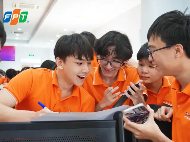 Bé Trai Tiếng Anh Là Gì