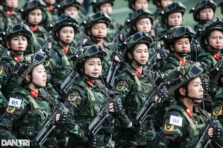 Binh Đoàn Tiếng Anh Là Gì
