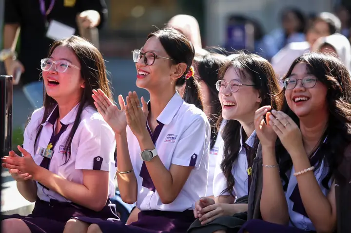 Ép Buộc Tiếng Anh Là Gì Ép Buộc Tiếng Anh Là Gì